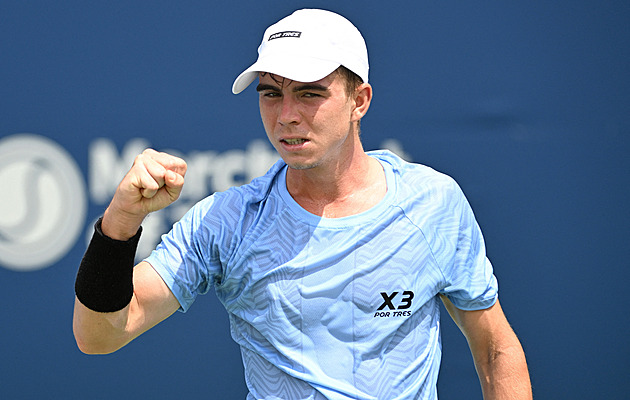 Pátý český tenista ve stovce. Svrčina po triumfu v Cancúnu zaznamenal milník