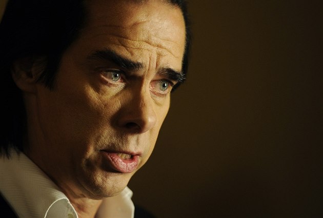Bolest zůstává, jen se mění. Nick Cave se pořád vyrovnává s rodinnou tragédií