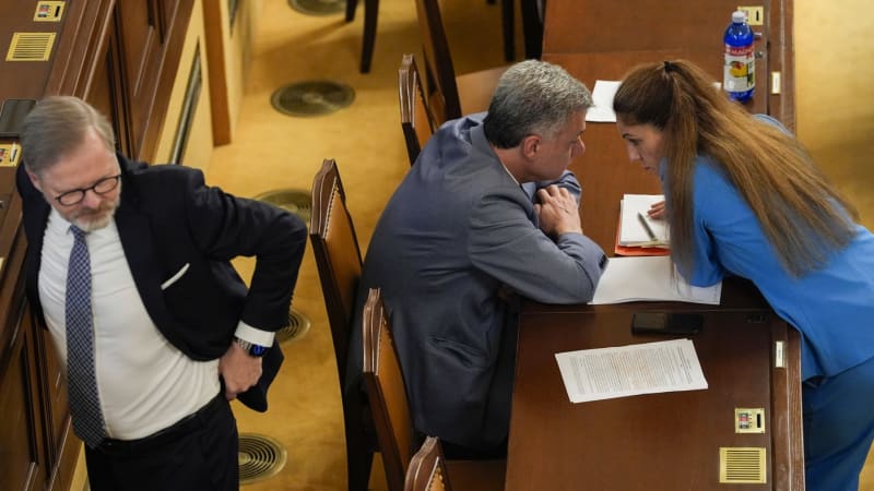 KOMENTÁŘ: Blažkova pozdní upřímnost je jen další zimník pro mrtvého