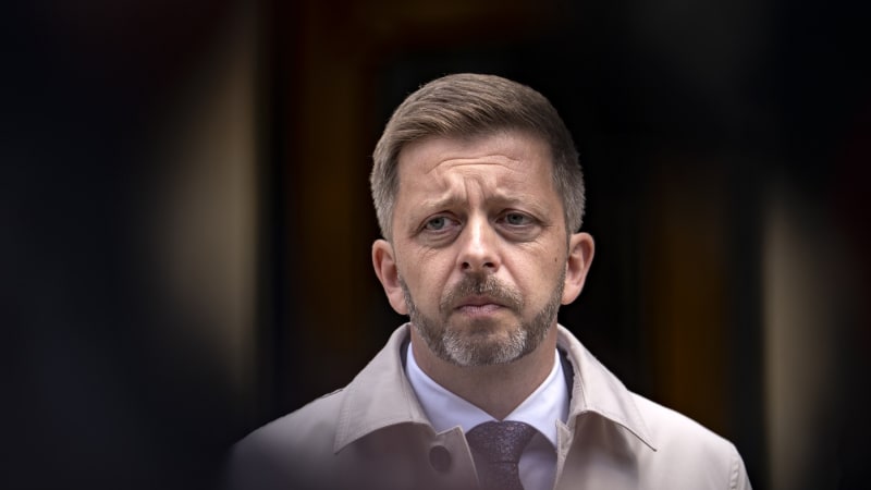 Rakušan svolal schůzku s Fialou a Hřibem. Budou řešit, jak ANO vyšachovat z vlády