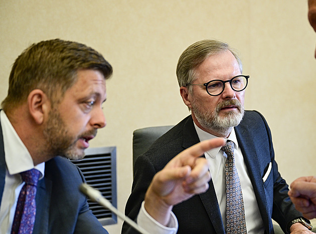 Rakušan svolal schůzku, společně s Fialou a Hřibem chce odmítnout vládu s ANO