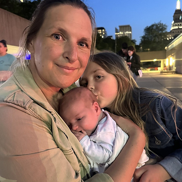 Žena porodila na hotelové toaletě. O těhotenství neměla potuchy