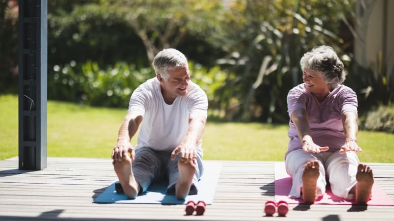 Chcete prožít stáří ve zdraví? Začněte včas. Lékaři představují pět jednoduchých tipů