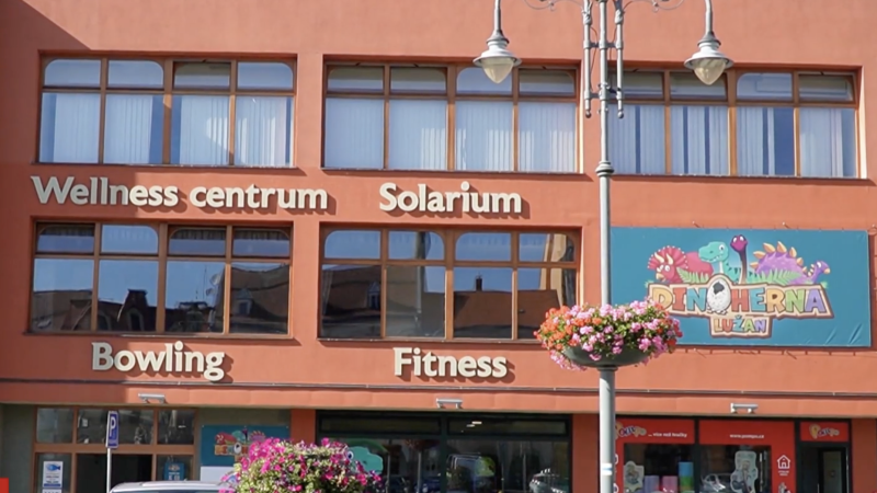 Rumburk: Malá Paříž severu s hotelem, který zabaví vaše děti i chuťové pohárky