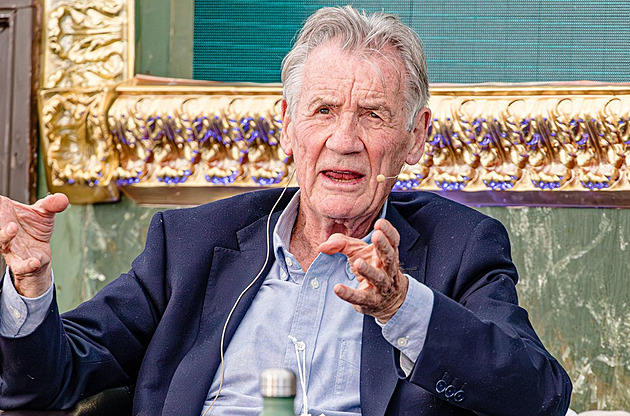 Palin z Monty Python byl ve Venezuele zadržen. Prohledávali nám i spodky, popsal