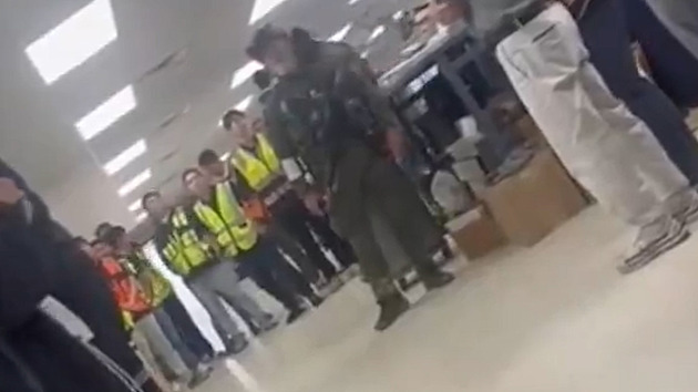 Většina zadržených při razii v Hyundai v USA byli Jihokorejci. Soul žádá vyšetření