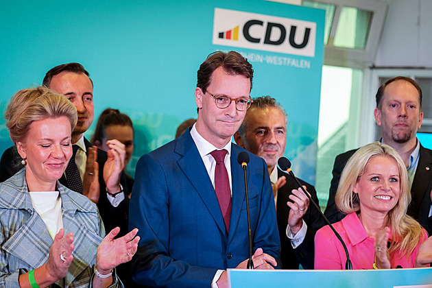 V nejlidnatější spolkové zemi Německa vyhrála kancléřova CDU. AfD svůj mandát ztrojnásobila