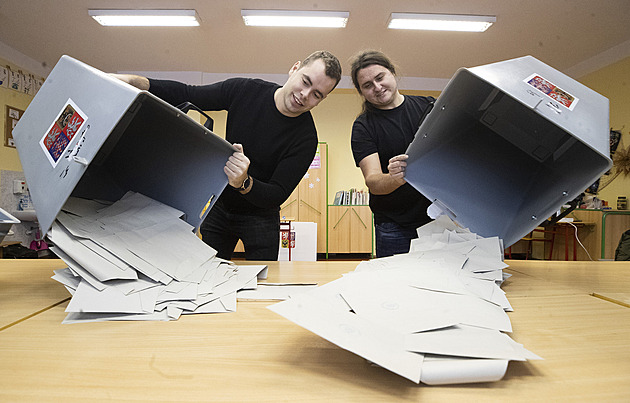 Jak vážně vnímat předvolební průzkumy? Od reality se často liší, význam však mají