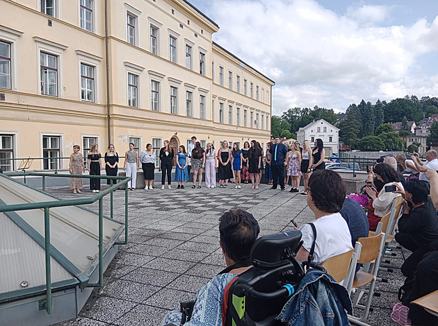 Nerušte osmiletá gymnázia. Úvaha kraje se nelíbí studentům, svolali protest