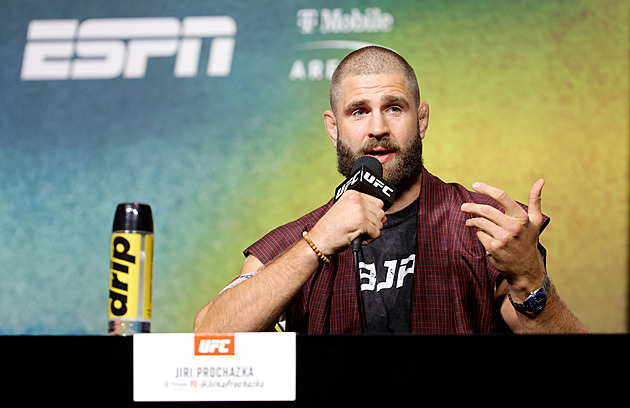 Ze šprta opět hvězdou UFC. Bomby jako pi*a! znělo v Las Vegas. Na Rusa se bučelo