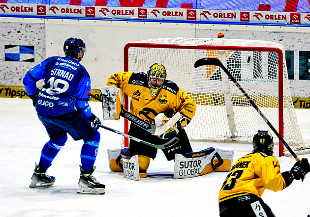 Strnadův direkt v poslední minutě rozzářil Plzeň. Jen jsem nastavil hokejku, říká