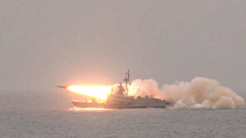 Ukrajinci hlásí další velký úspěch. Přímo v Rusku jsme zničili moderní raketovou loď, tvrdí