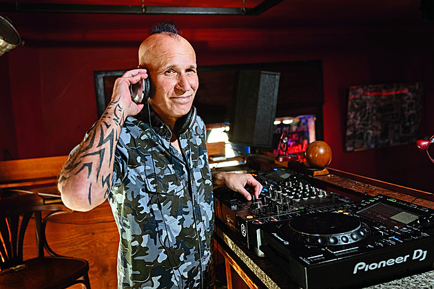 Zemřel DJ Tráva. Ikoně devadesátkového techna bylo šedesát let