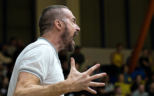 Hrubý kárá i chválí ústecké posily, dotkl se i Ocampa v lese