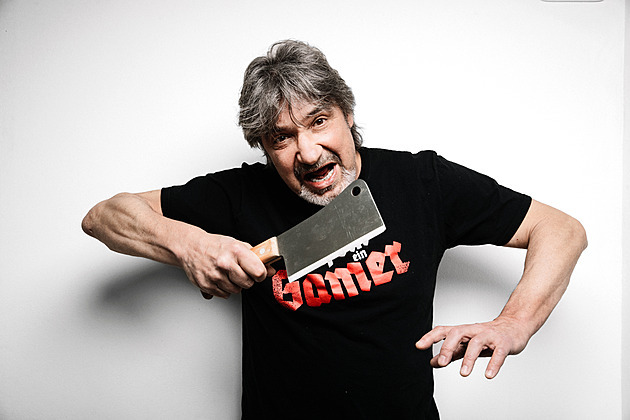 Kuchař Jiří Babica na derby narušoval choreo fanoušků Sparty, dostal ránu pěstí