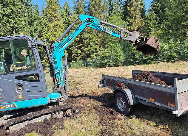 Z unikátního zdroje rašeliny těží lázně v Jeseníkách jen deset kubíků v roce