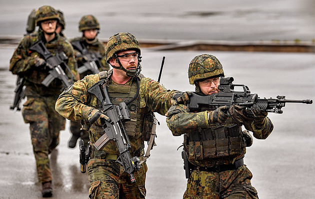 Vojenské cvičení v Bavorsku skončilo přestřelkou mezi vojáky a policií