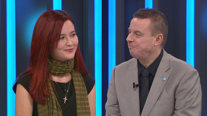 Demetrashvili: Zdravotní potíže má Turek ze zvedání pravačky. Klesáte nízko, opáčil Rajchl