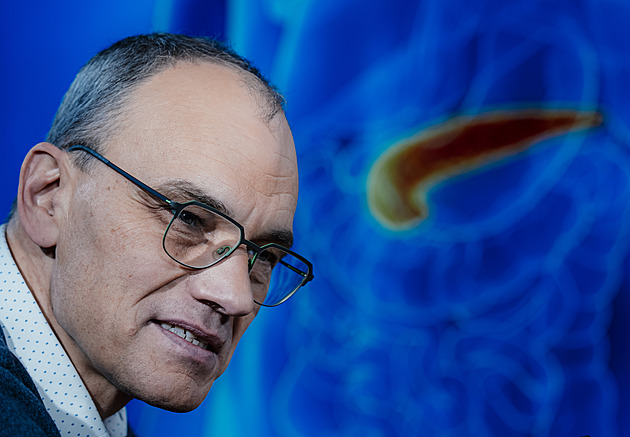 Jsme na prahu revoluce? Krevní test brzy odhalí i rakovinu slinivky, říká lékař