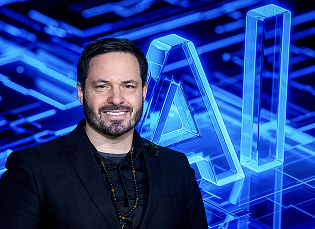 Peking i Musk mohou jazykovými modely manipulovat světonázor, varuje AI vizionář