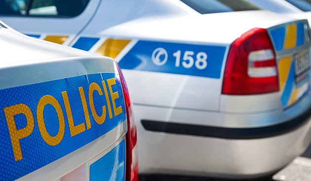 Při dopravní nehodě na Šumpersku zemřel člověk, provoz na silnici I/11 byl omezený