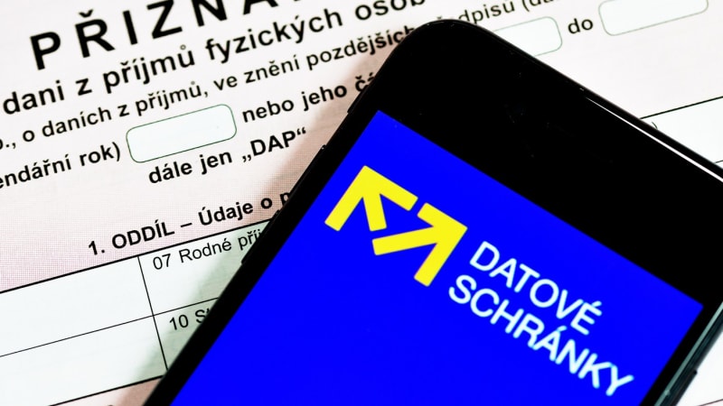 Odevzdání daňového přiznání se blíží. Jaké jsou letos slevy a které chyby jsou nejčastější?