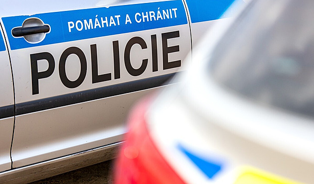 Během tří dnů přepadli a okradli tři muže. Policie násilníky dopadla po měsíci