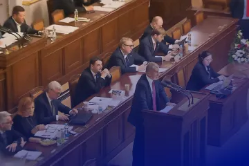 Poslanci debatují o novele k veřejným rozpočtům, kterou vetoval Pavel