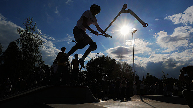 Žďár má nový streetpark pro pouliční sporty. Jedno z hřišť zaměstná i prsty