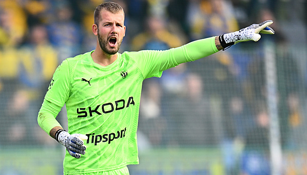 Sparťan v bráně deptal Eden. Vteřiny tu letí rychleji, říkal Vorel, sudího i tak chválil